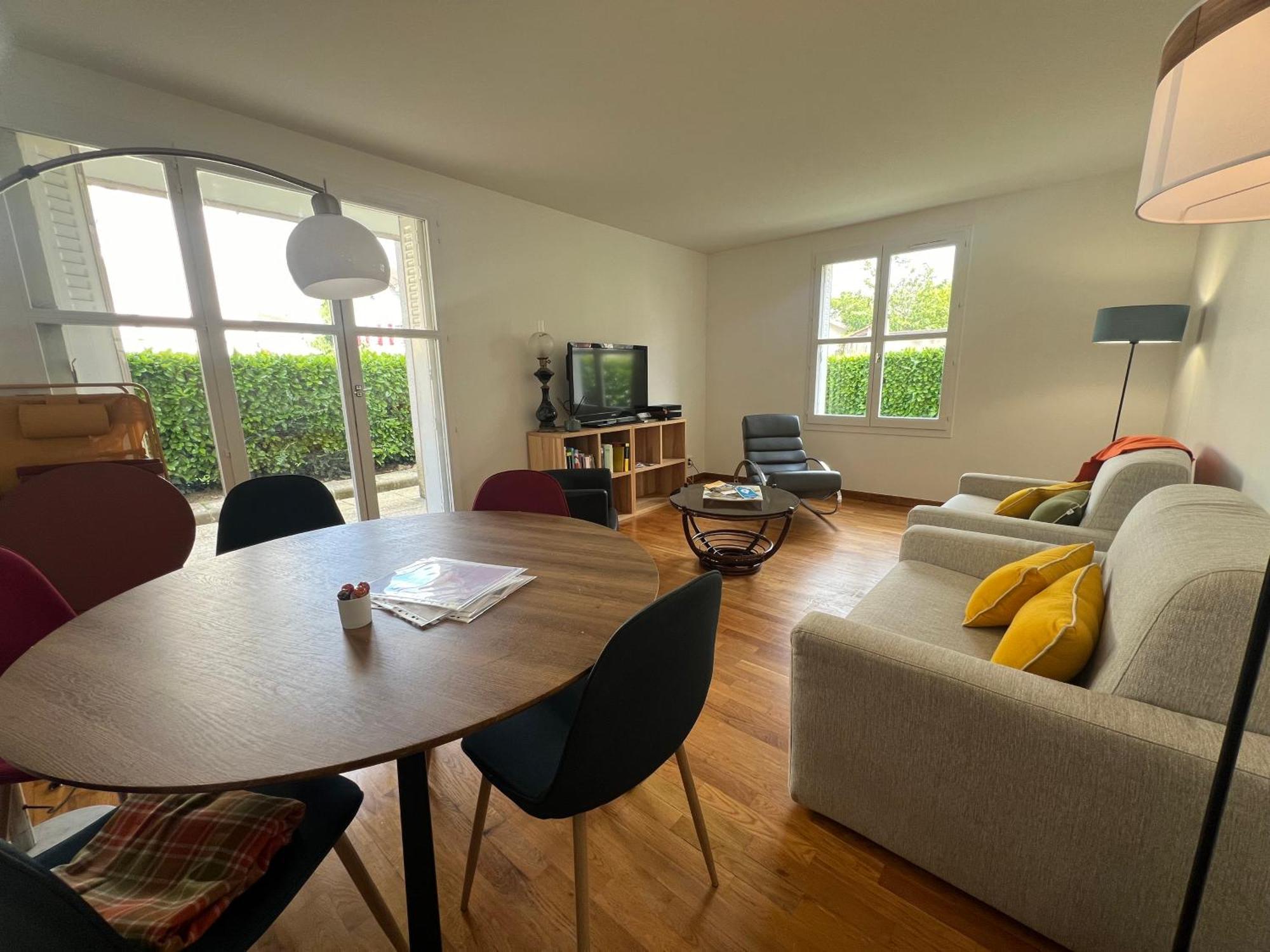 Appartement Standing Avec Jardin, 4 Personnes, Strategiquement Situe Mantes-la-Jolie Eksteriør billede