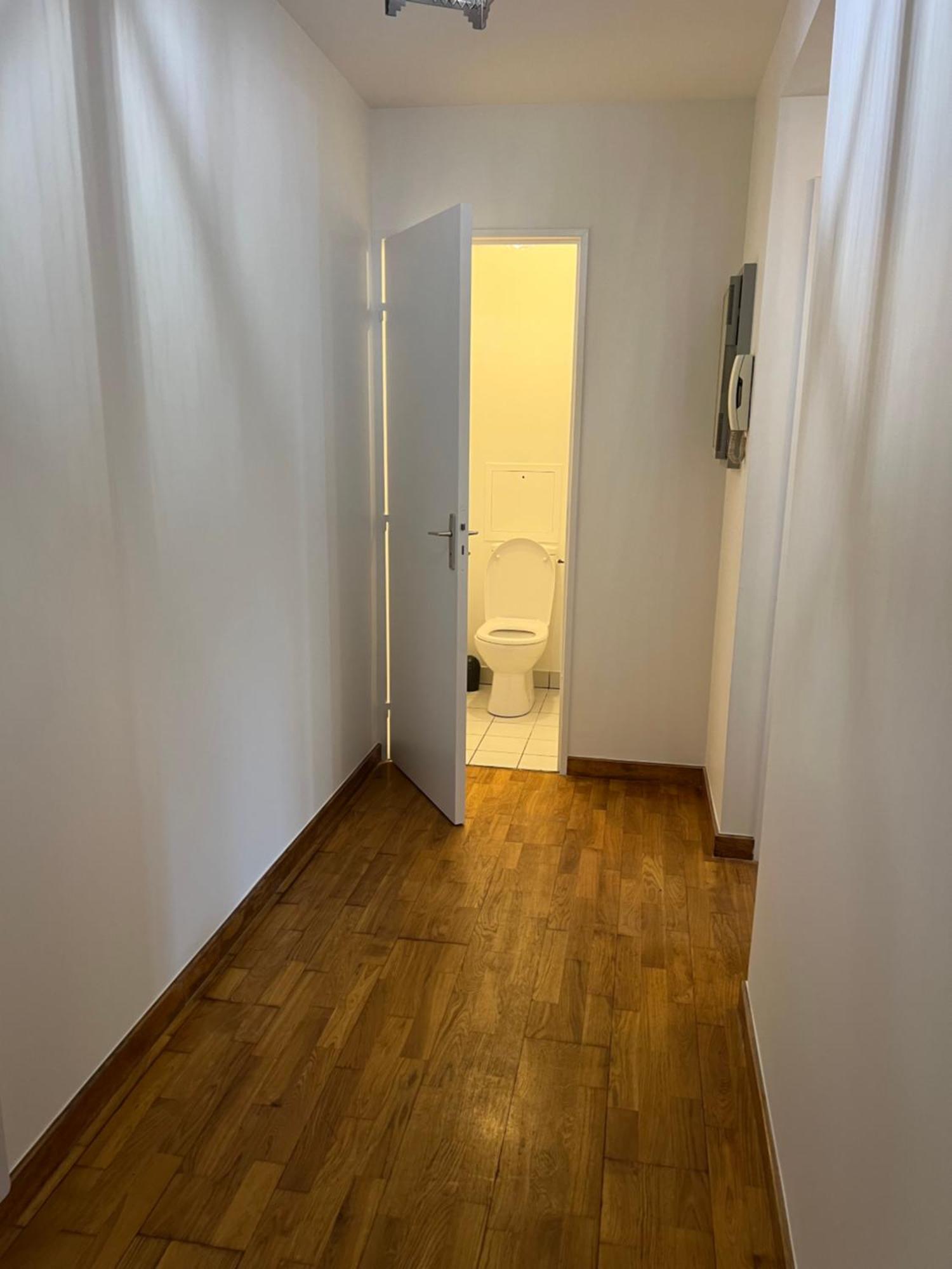 Appartement Standing Avec Jardin, 4 Personnes, Strategiquement Situe Mantes-la-Jolie Eksteriør billede